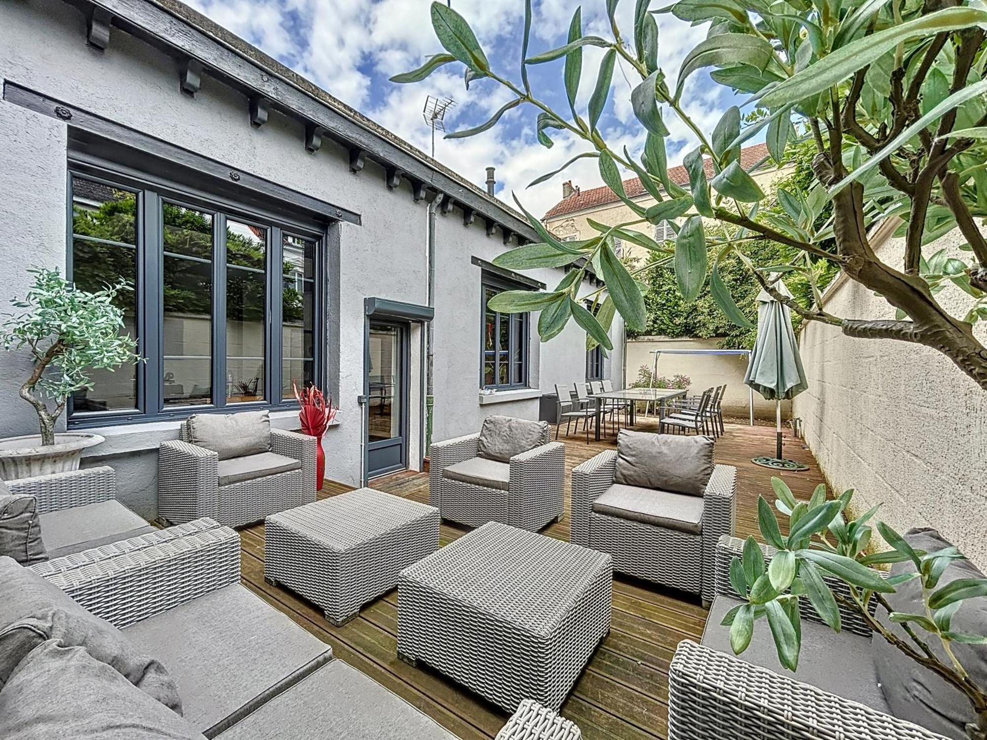 Loft Terrasse Avec Spa Proche Centre Historique Montluçon Dış mekan fotoğraf